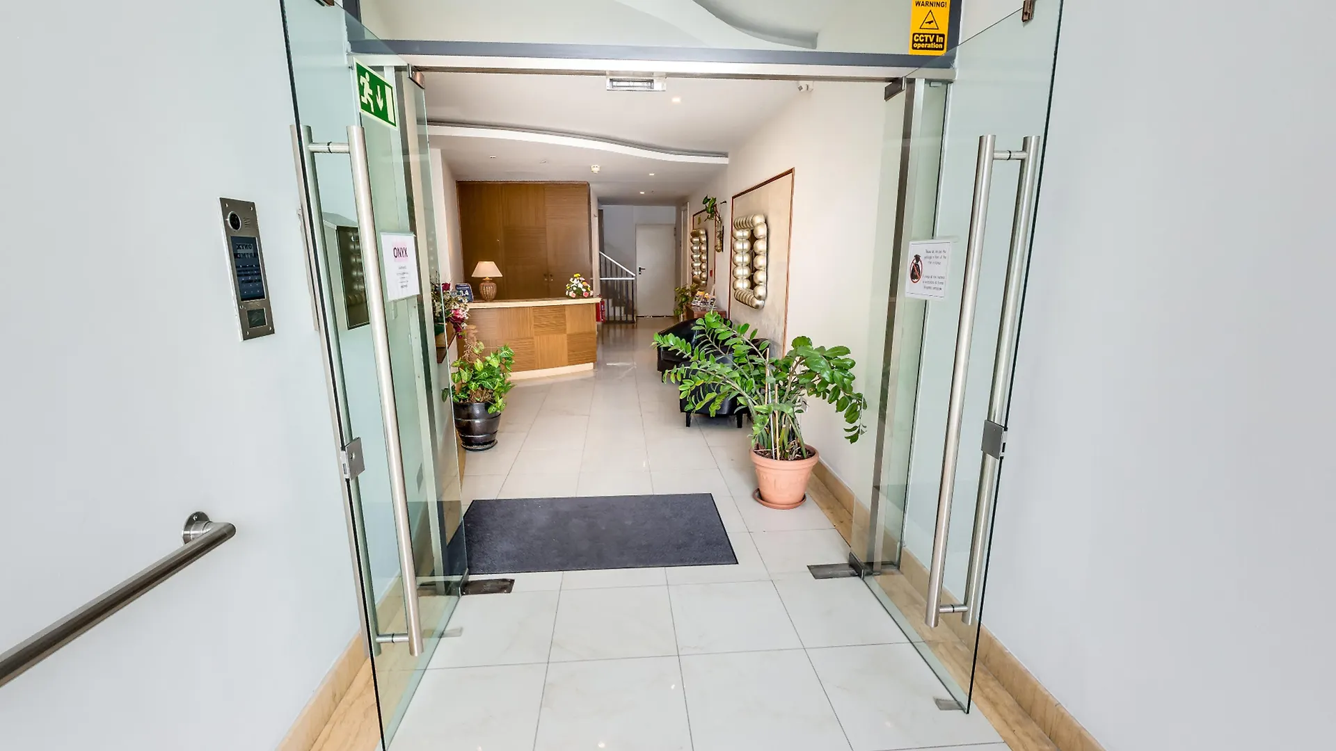 Apart Otel Onyx Apartments Saint Julian's