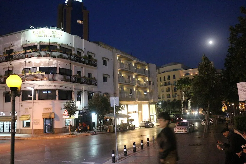 سانت جوليان Onyx Apartments مالطا