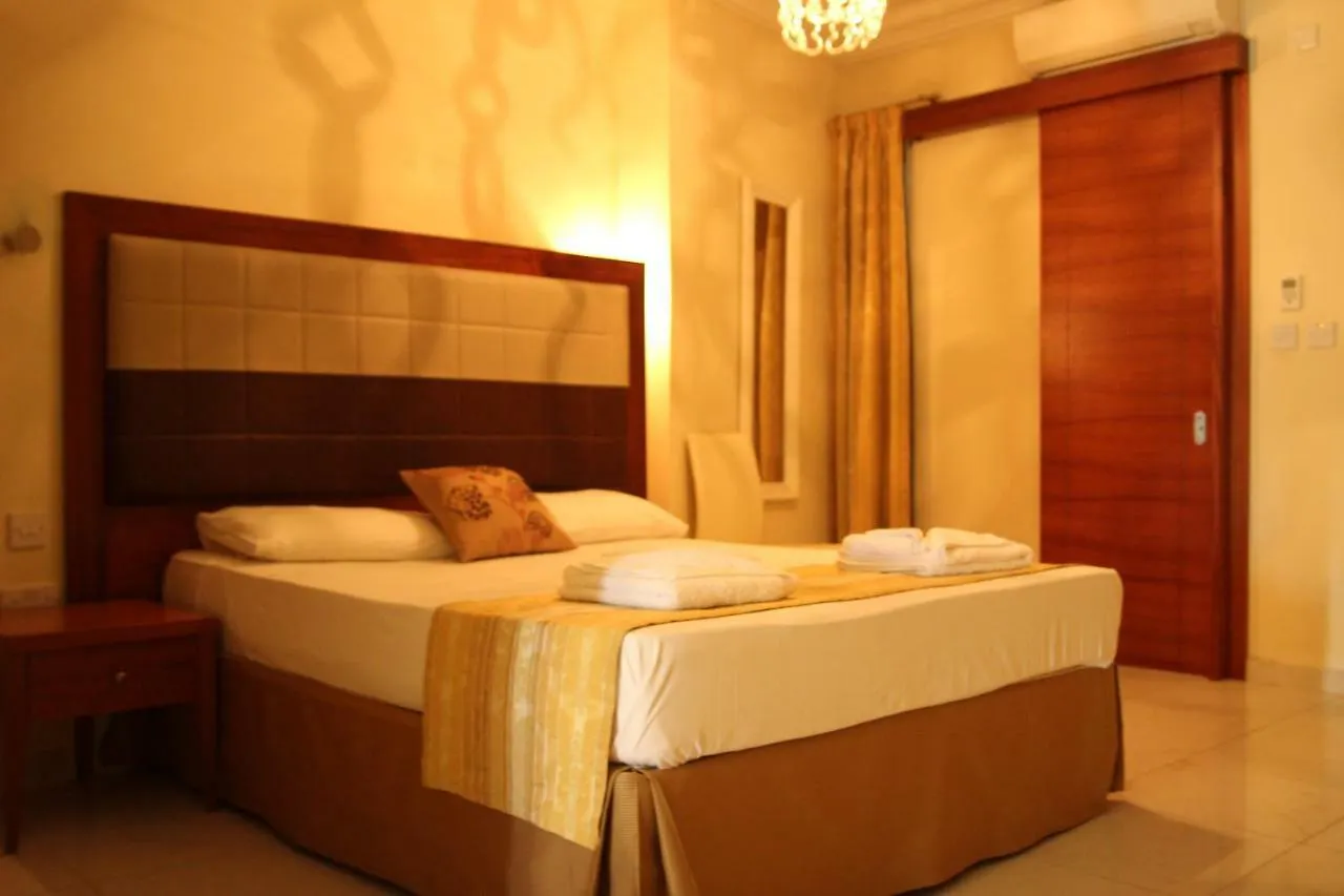 Apart Otel Onyx Apartments Saint Julian's